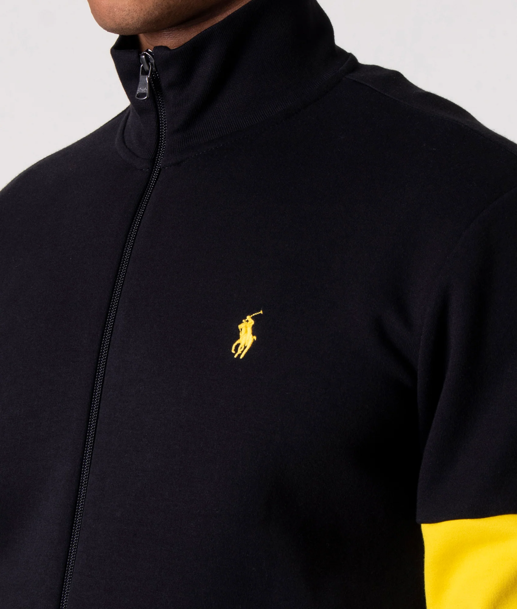 Thumb 4